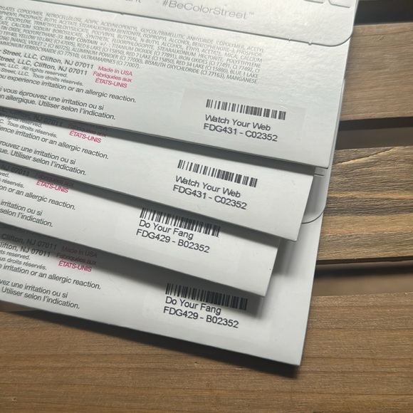 BNIB 4 pack color street goth Halloween - 2 watch your web 2 do your fang - Picture 3 of 5